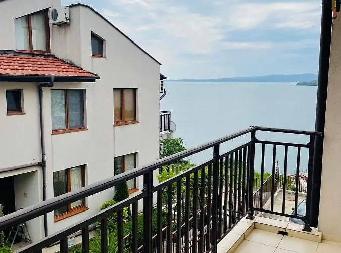 дафни - Dafni Apartment Sozopol