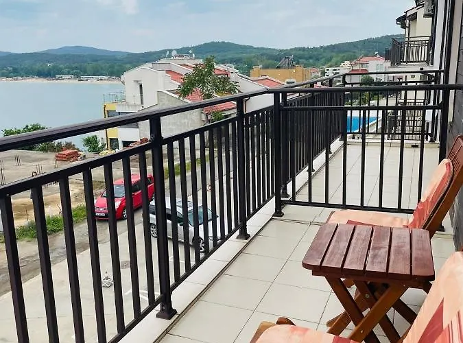 дафни - Dafni Sozopol