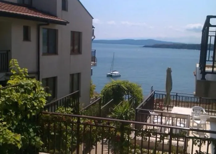 дафни - Dafni Sozopol