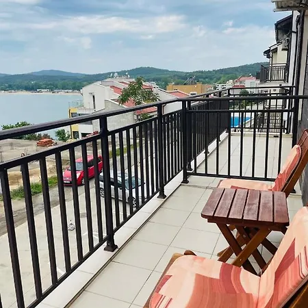 дафни - Dafni Szozopol